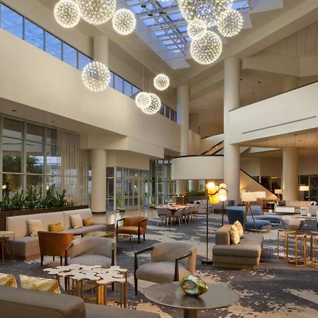 Sheraton Arlington Hotel מראה חיצוני תמונה